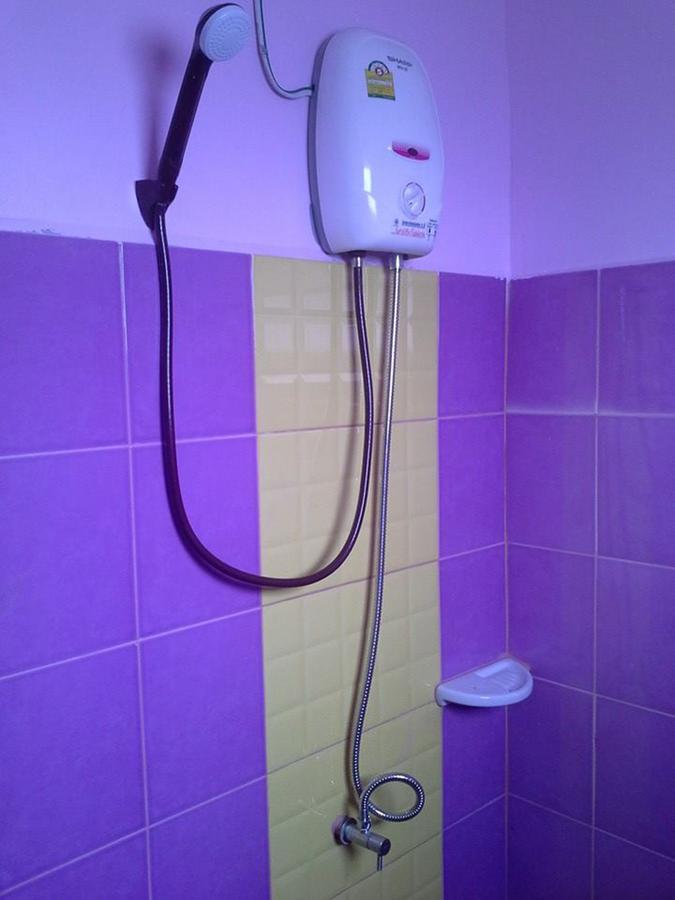 Buorana Hostel Chonburi Bagian luar foto