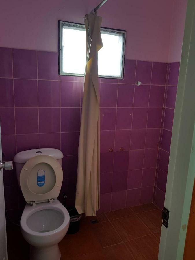 Buorana Hostel Chonburi Bagian luar foto