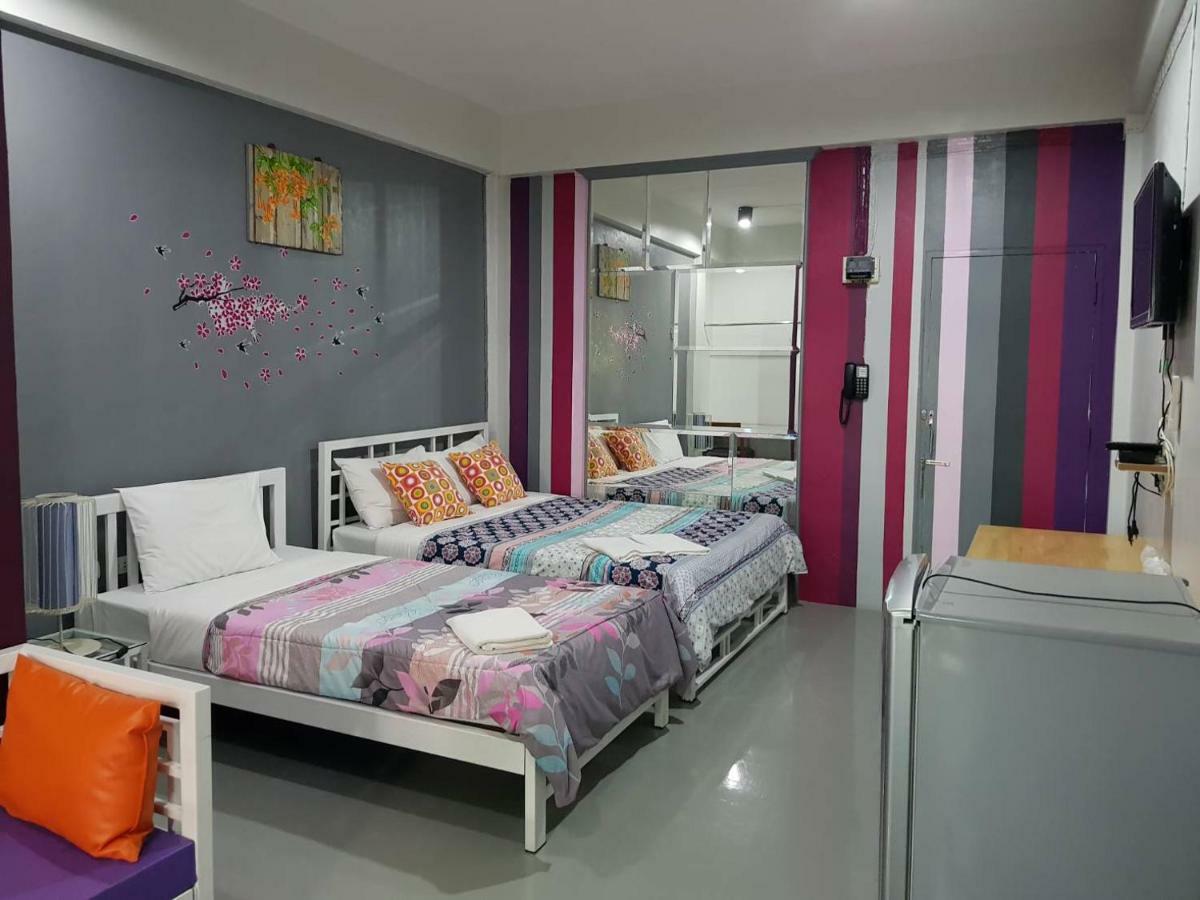 Buorana Hostel Chonburi Bagian luar foto